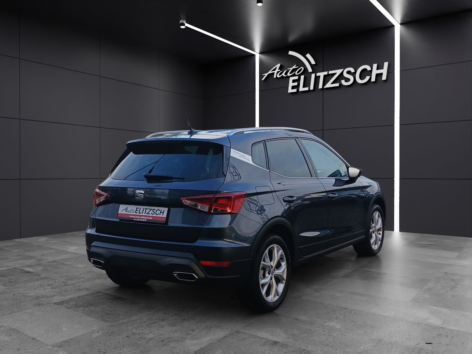 Fahrzeugabbildung SEAT Arona TSI FR-Line DSG LED Navi AID ACC RFK SH LM