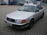Audi 100 Audi 100 2.0 E - Audi 100: 2.0