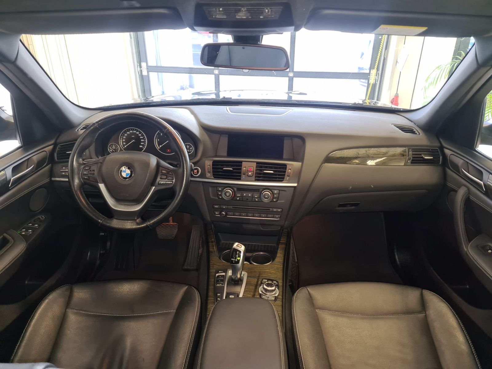 Fahrzeugabbildung BMW X3 xDrive 20 d / NAVI / KAMERA / LEDER / XENON