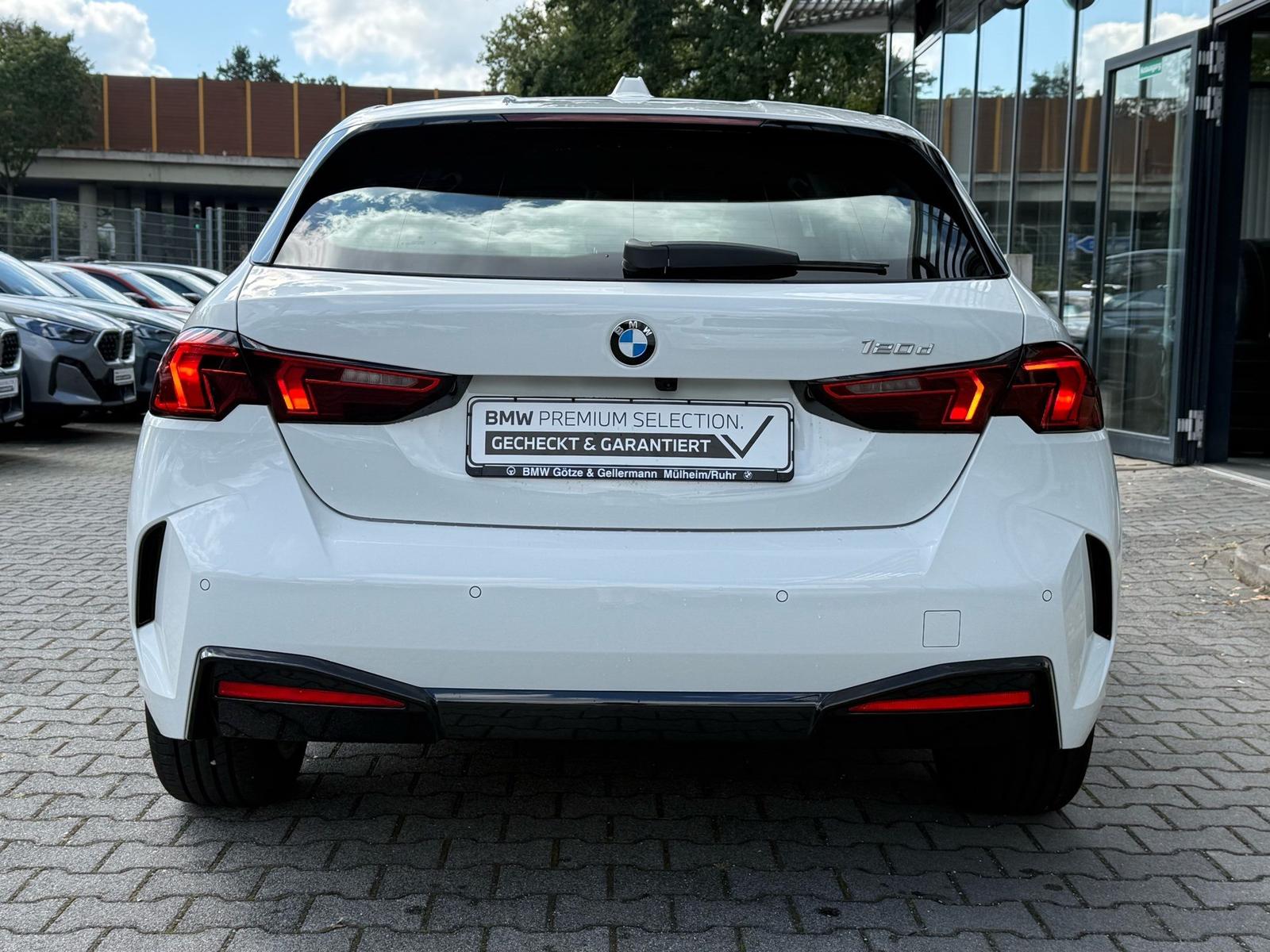 BMW 120d //DrivingAssistant Kamera Adapt.LED