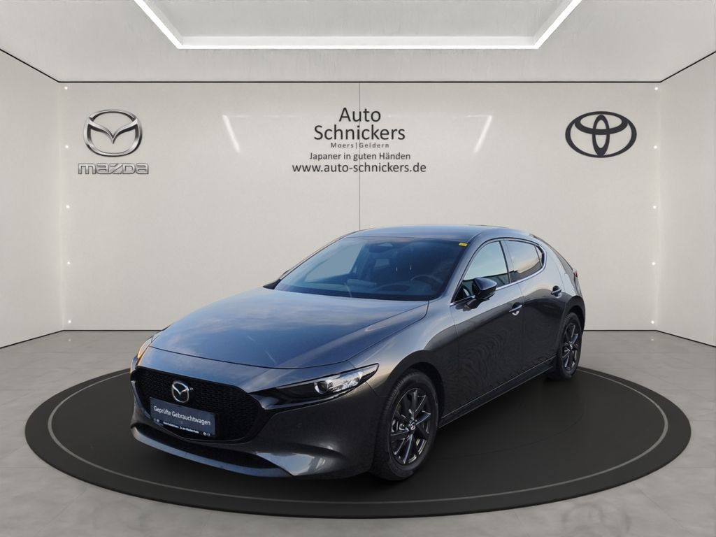 Mazda 3 — hlavná fotografia