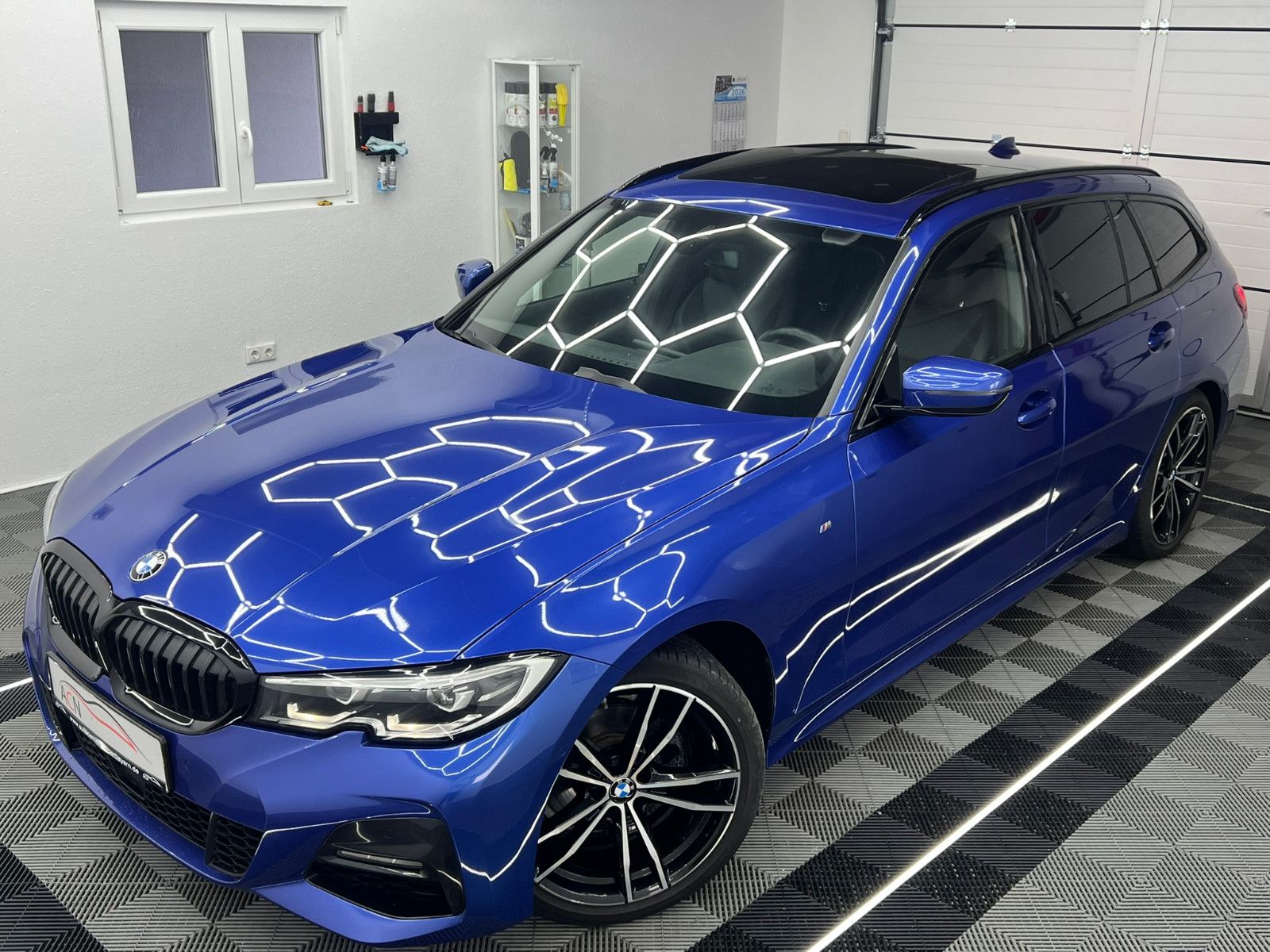 Fahrzeugabbildung BMW 320 d M SPORT/LED/DAB/PANO/ACC/19%/DE FZG