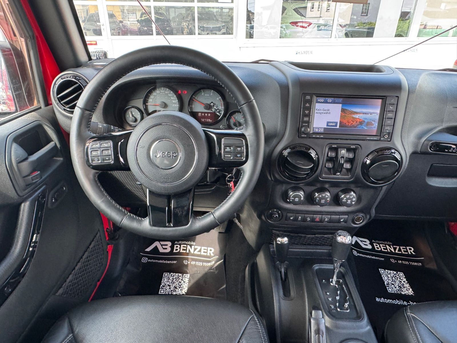 Fahrzeugabbildung Jeep Wrangler Unlimited Night Eagle/SOFT-Top/Daystar/