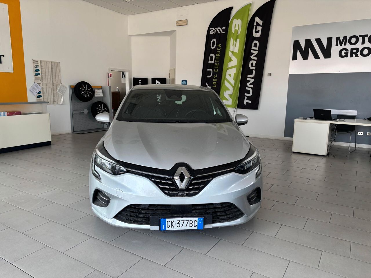Renault Clio Full Hybrid E-Tech 140 CV 5 porte I imagem 2