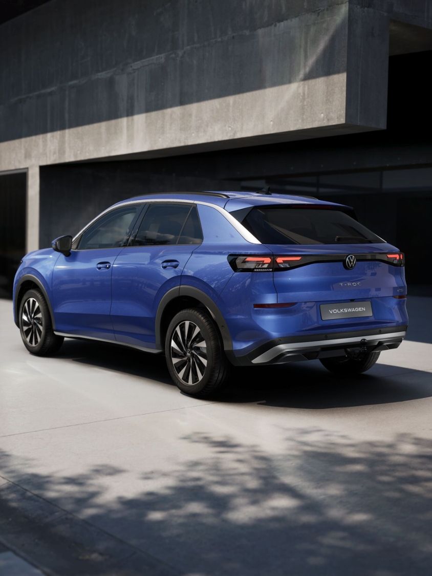Fahrzeugabbildung Volkswagen T-Roc  Life 1.5 eTSI DSG *AHK, Energy-Paket, beh