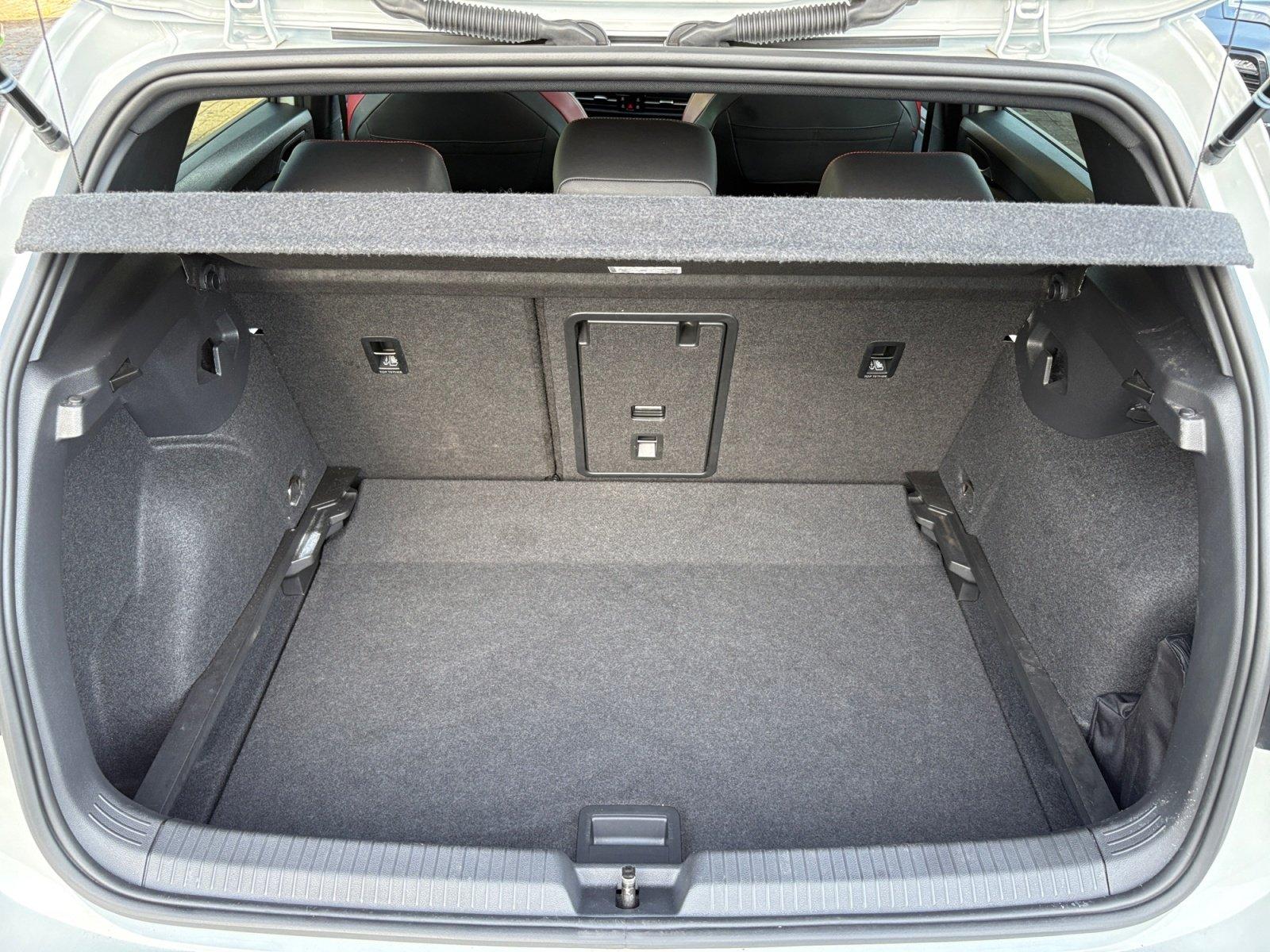 Volkswagen Golf VIII 2.0 TSI GTI Clubsport DSG NAVI LED PAN, миниатюра 9