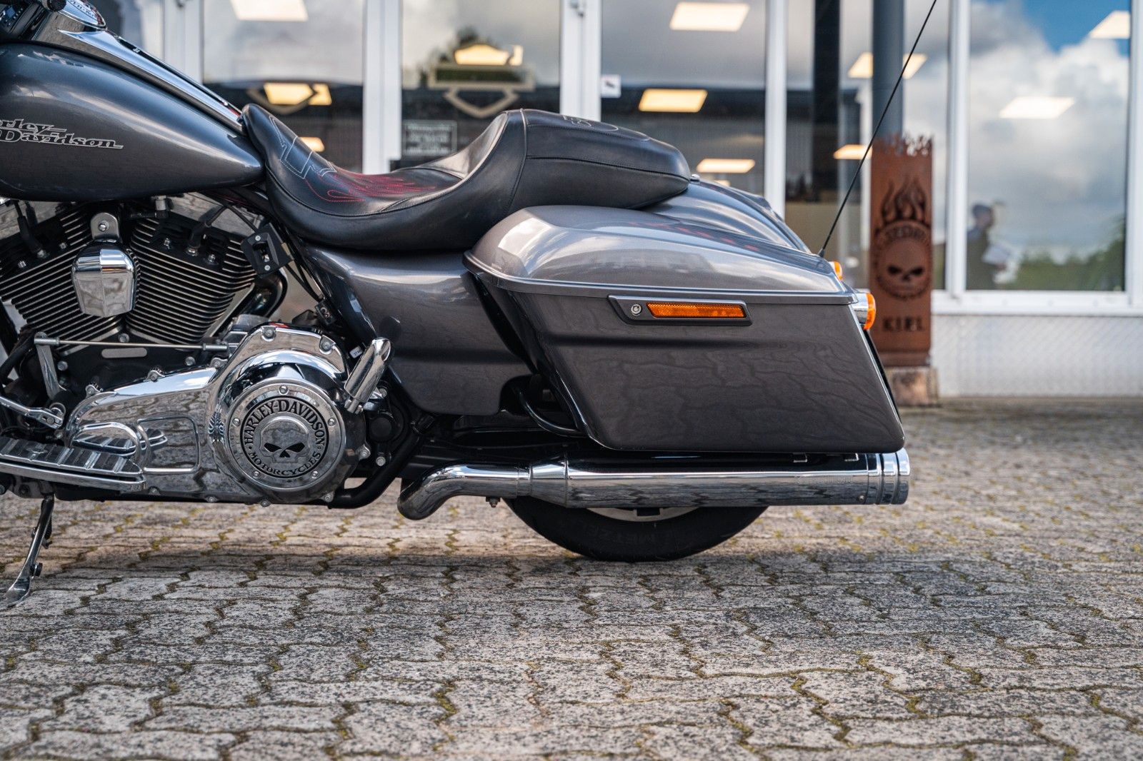 Fahrzeugabbildung Harley-Davidson FLHX Street Glide 103 cui - Kesstech -