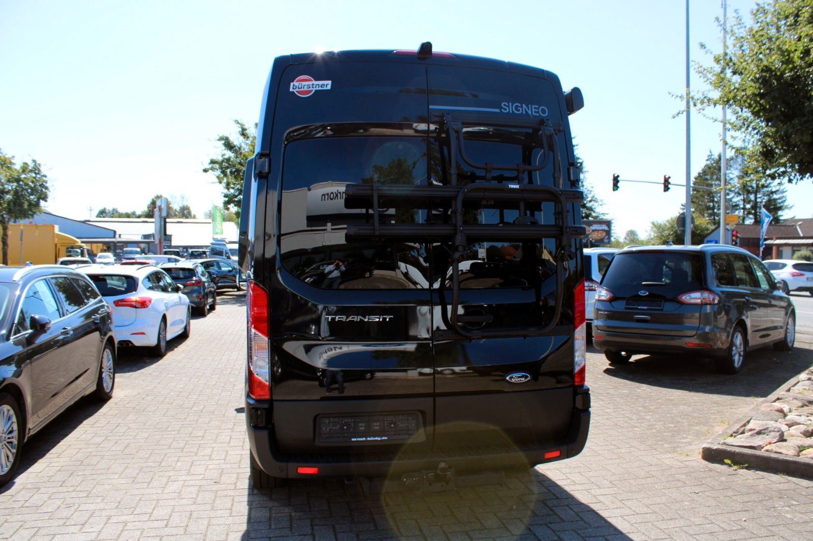 Fahrzeugabbildung Bürstner Ford SIGNEO Automatik + AHK SOFORT LIEFERBAR