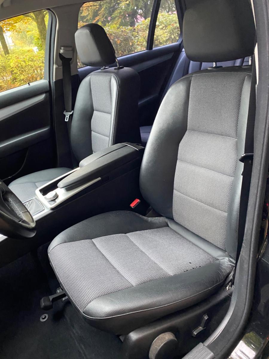 Mercedes-Benz C200 2013 — photo 14