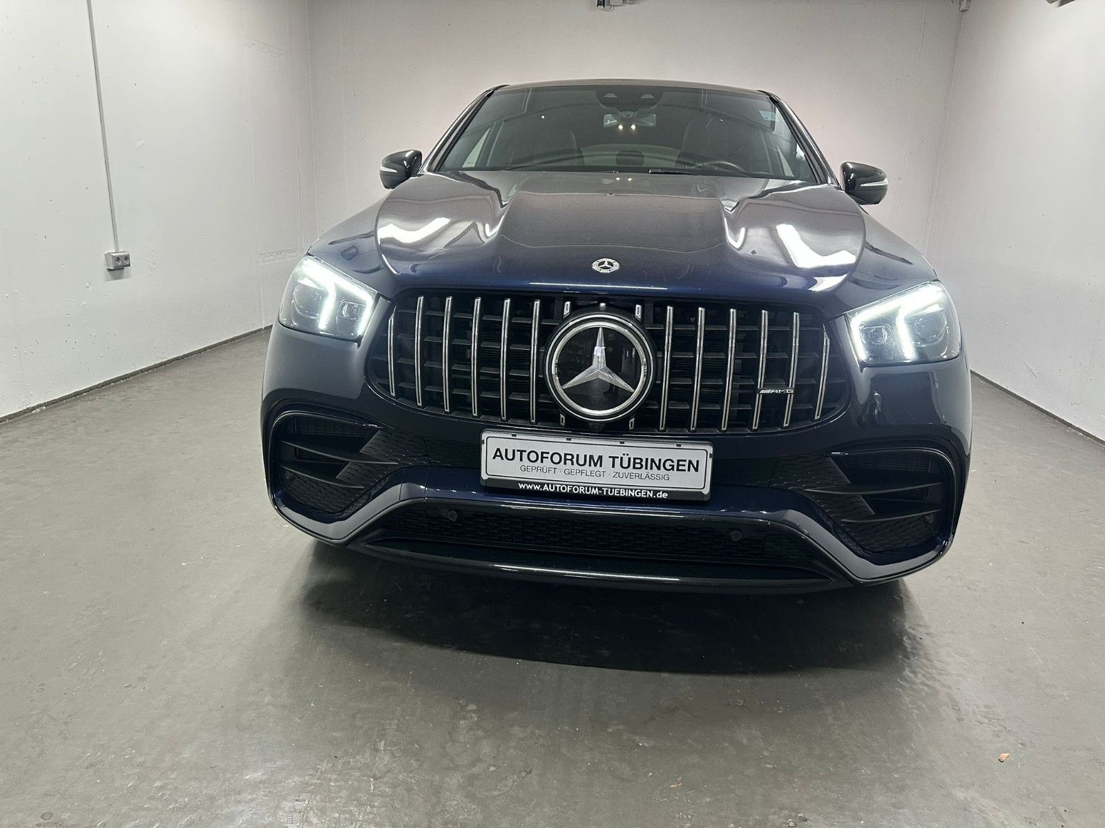 Fahrzeugabbildung Mercedes-Benz GLE 63 S 4MATIC+ *PANORAMA*NIGHT*VMAX*MULITBEAM*