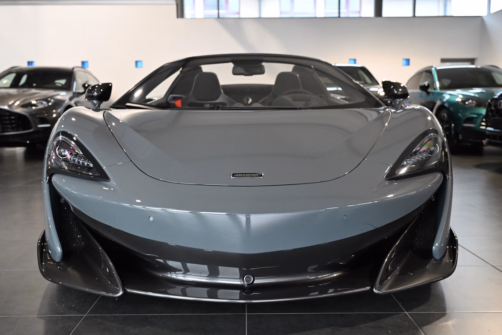McLaren 600LT Spider/MSO Clubsport/Senna Seats/Lift