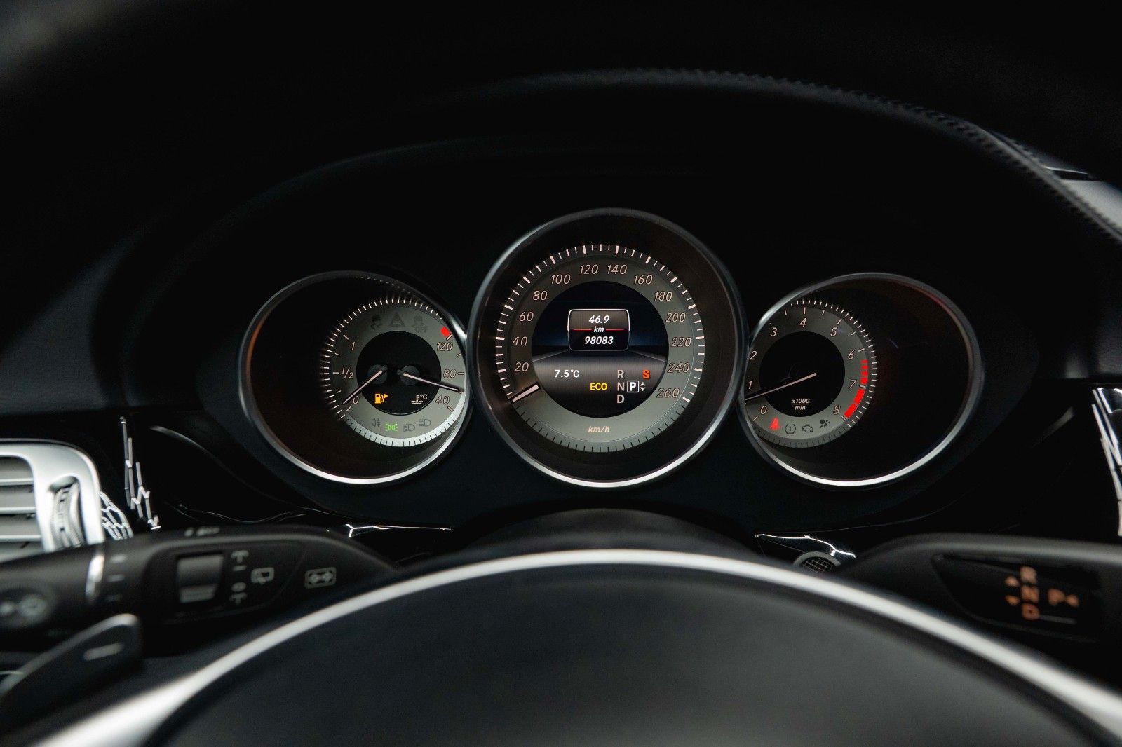 Fahrzeugabbildung Mercedes-Benz CLS 400 Shooting Brake AMG Night-Paket Designo