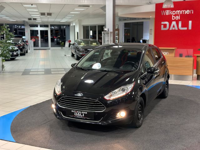 Ford Fiesta Titanium ECO-SHZ-PDC-