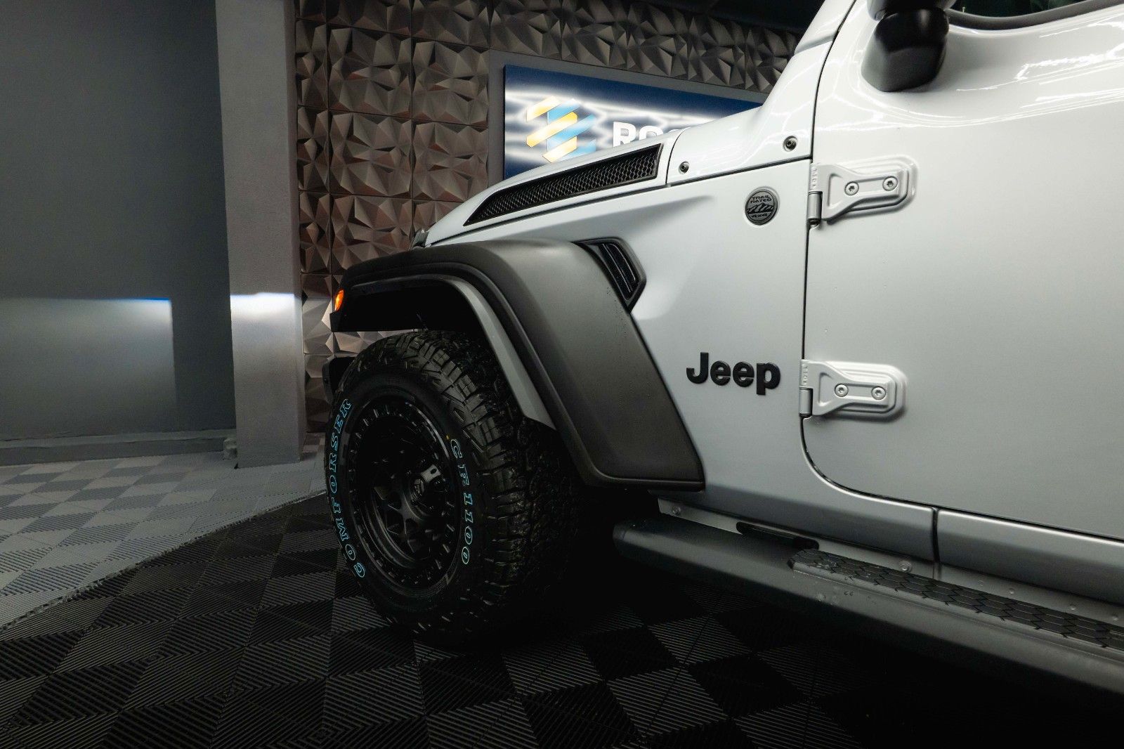 Fahrzeugabbildung Jeep Wrangler 3.6 V6 UNLIMITED SPORT OFFROAD 4x4 LED