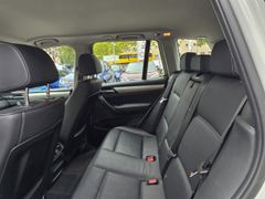 Fahrzeugabbildung X3 xDrive 20 i