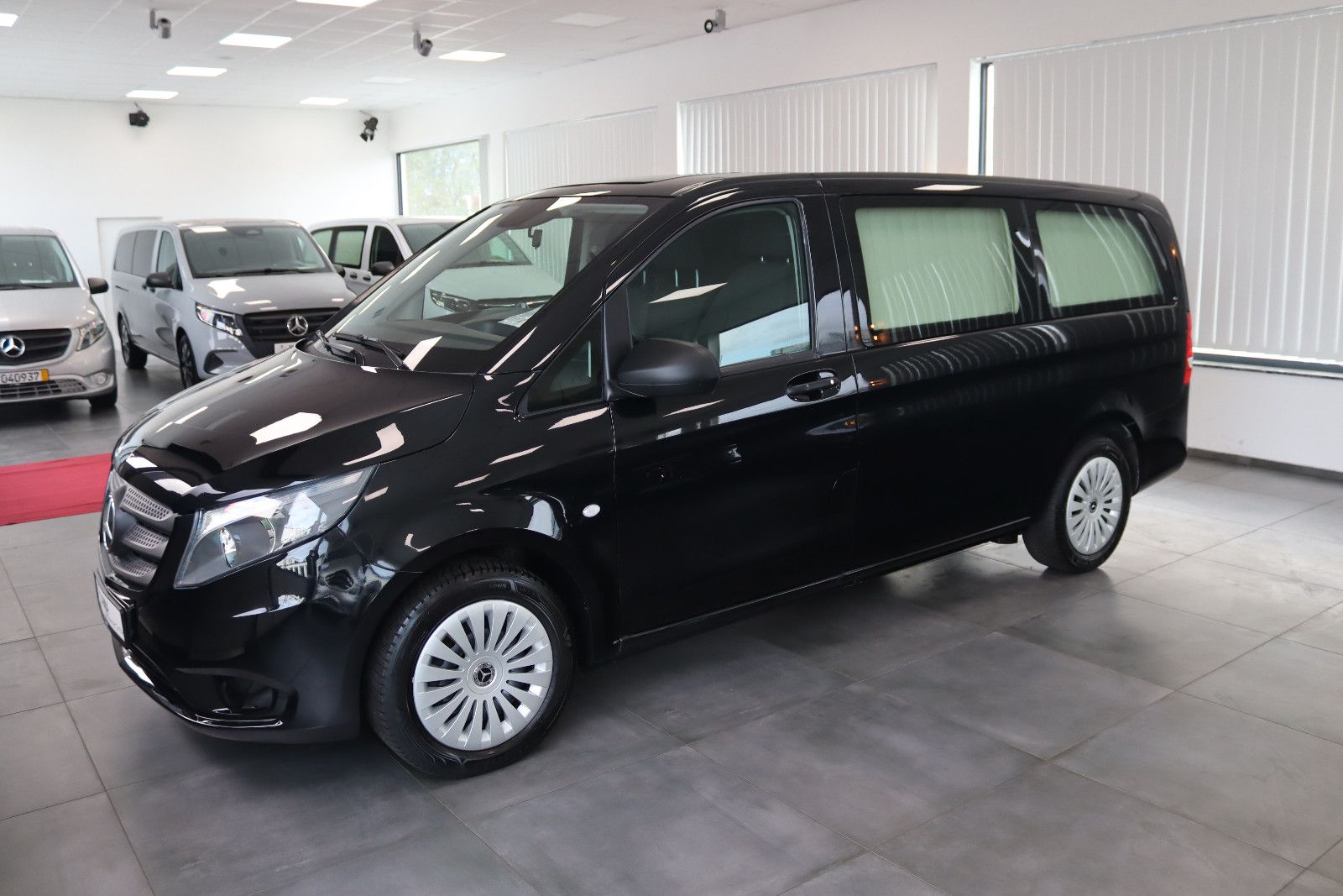 MERCEDES-BENZ Vito Hentschke Bestattungswagen / Leichenwagen