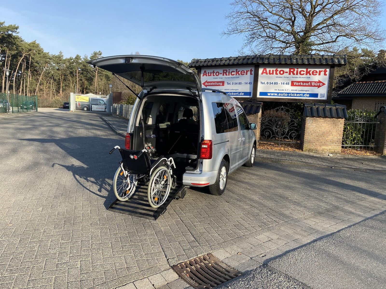 Volkswagen Caddy Comfortline, Rollstuhlumbau, Navi, Klima, 