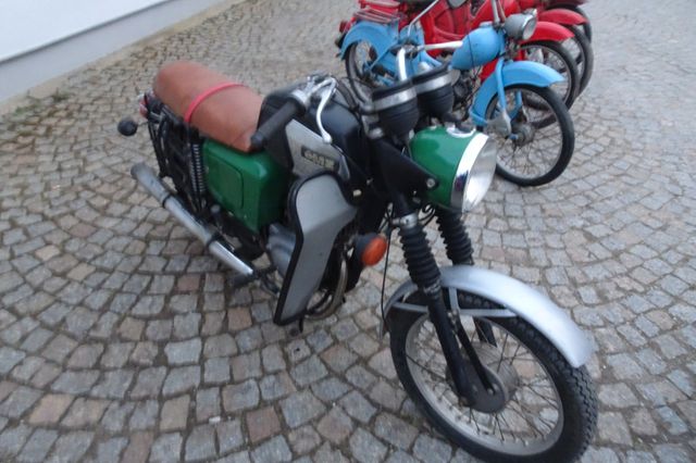 Mz TS 150 mit Knieblechen ,Auch 125er da !