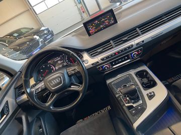 Audi Q7 3.0 TDI quattro *7SITZER*2.HAND*BI-XENON*AHK*