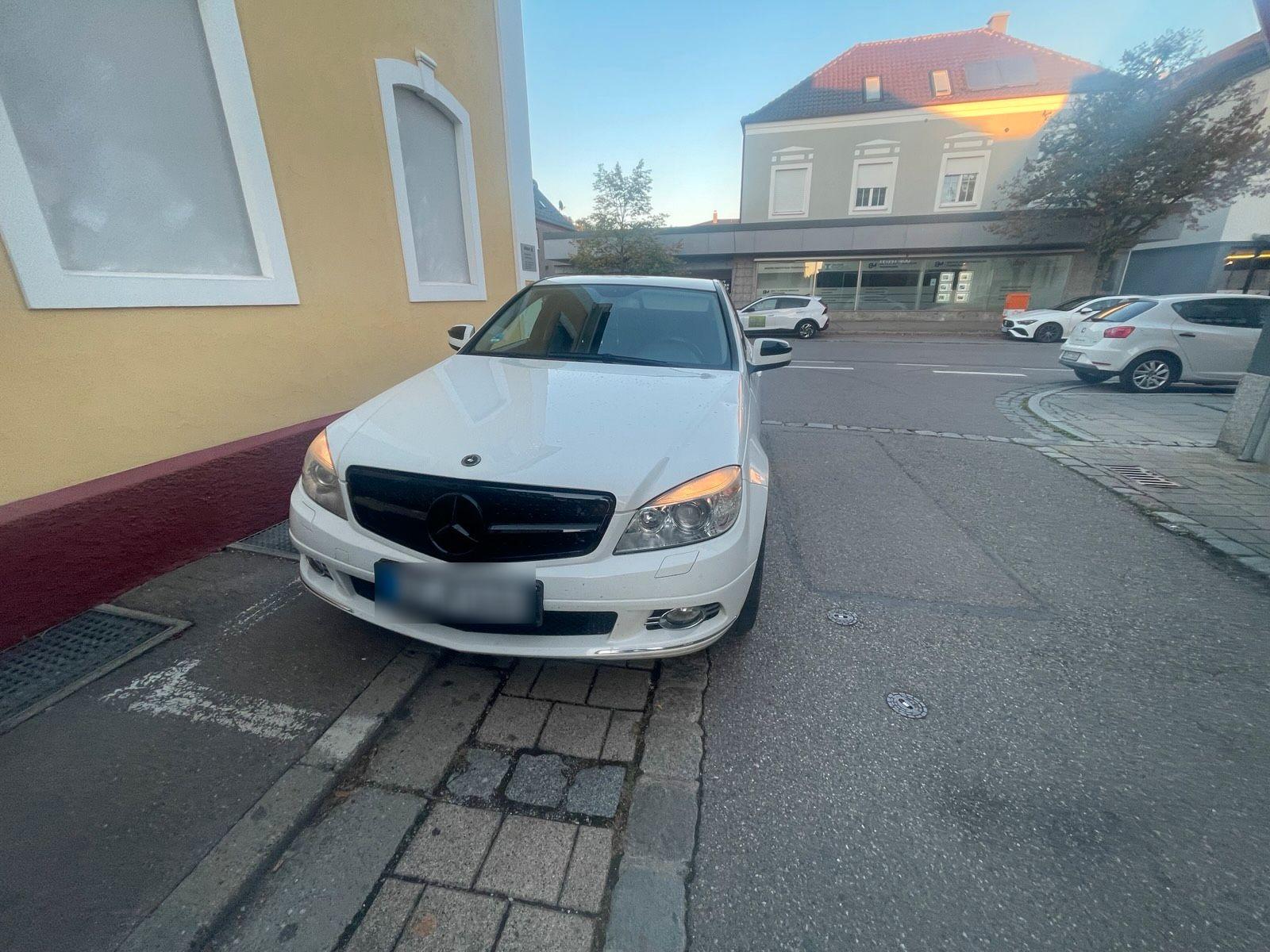 Mercedes-Benz C 220