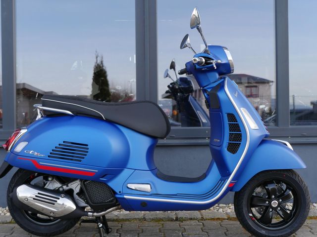 Vespa GTS 125 Supersport - Modell 2022 - Lager