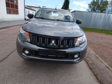 Mitsubishi L200 - 3