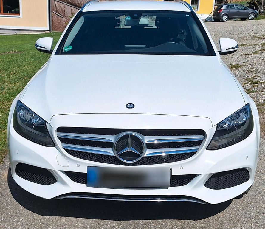 Image of Mercedes-Benz C 220