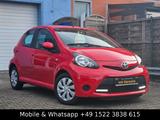 Toyota AYGO Cool Go NAVI 1.HAND ServiceNeu GARANTIE LED - Toyota Gebrauchtwagen in Braunschweig