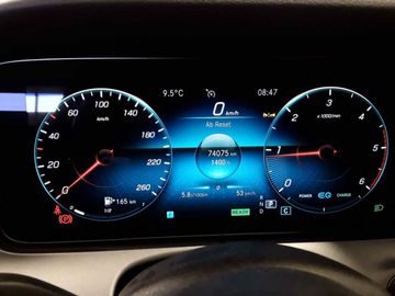 Mercedes E 220 - 8