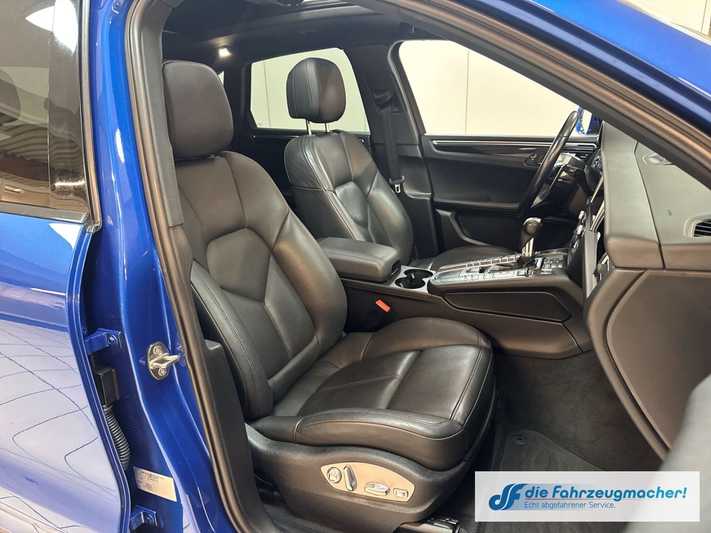 Fahrzeugabbildung Porsche Macan S El. Panodach Navi Memory Sitze Soundsyst