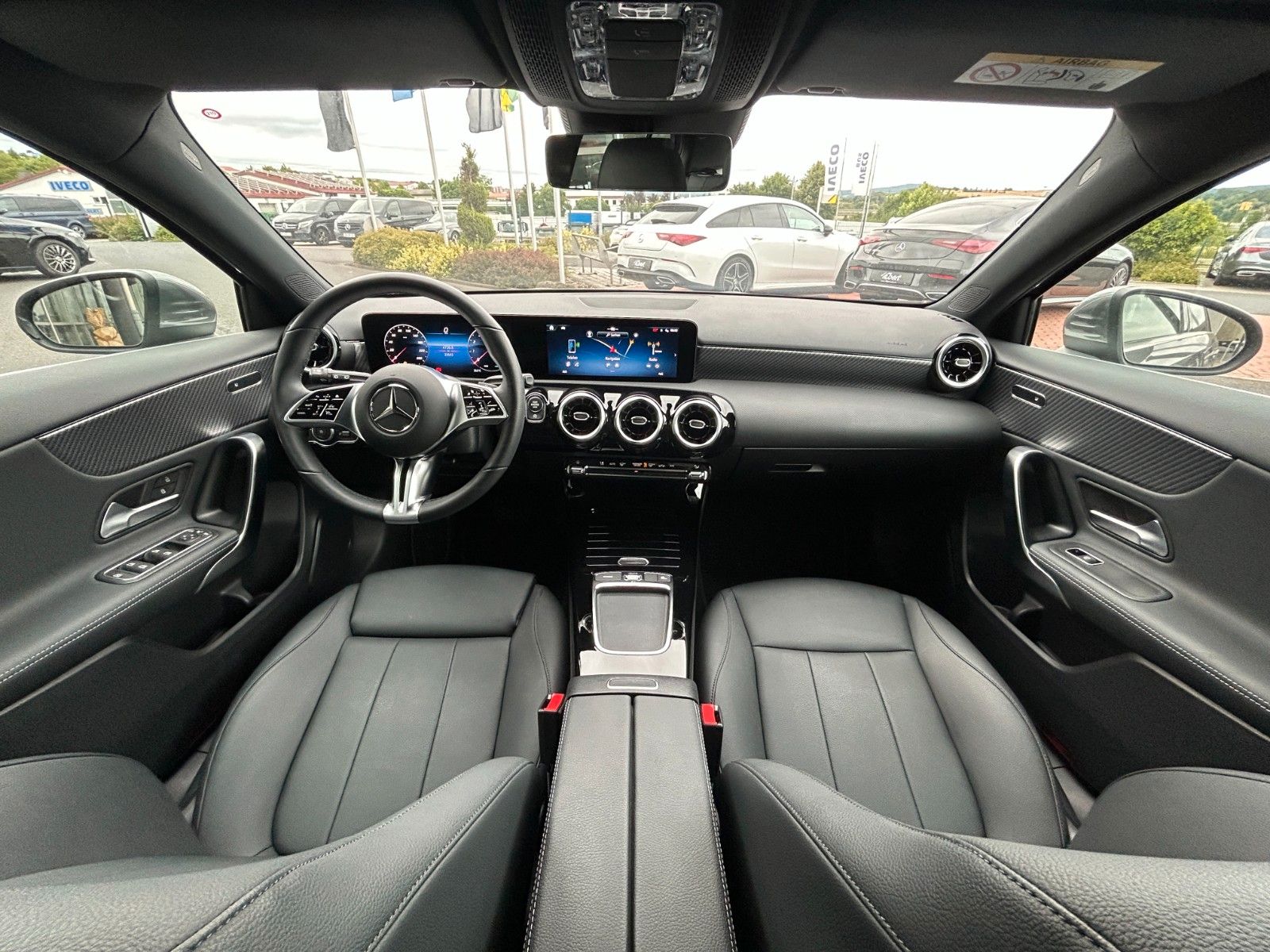 Fahrzeugabbildung Mercedes-Benz A 180 Progressive+RKamera+LED+IHC+Digital+