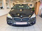 BMW 225 Active Tourer 225xe/NAVI/ca. 30€ Steuer/Jahr - mit Hybrid-Antrieb: Allradantrieb