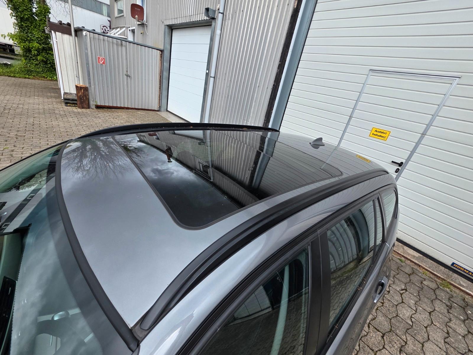 BMW 318 2010 — photo 6