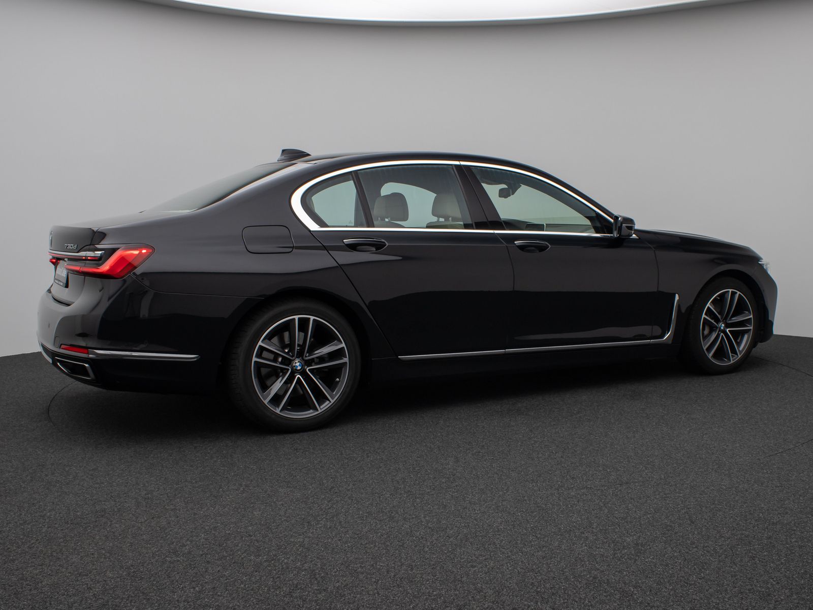 Fahrzeugabbildung BMW 730d xD 360°Laser Massage DAB DisplKey SoftClose