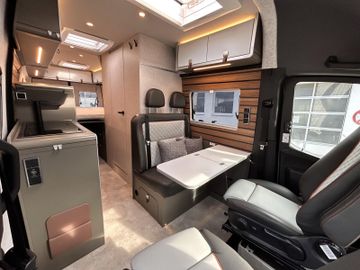 HYMER  ERIBA  HYMERCAR Grand Canyon S CrossTrail 700 Winter AHK Leder