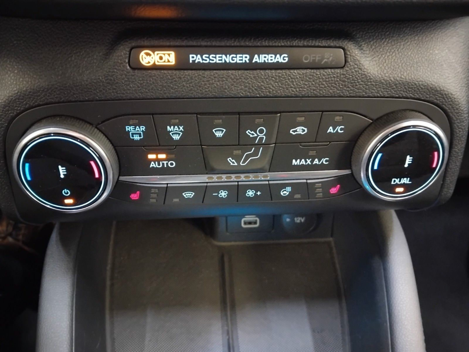 Ford Kuga (06/2026, Hybrid (Benzin/Elektro))