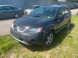 Mitsubishi Outlander 2.4 Intense | 7 Sitzer 4x4 - Mitsubishi Outlander Intense mit Benzin-Antrieb