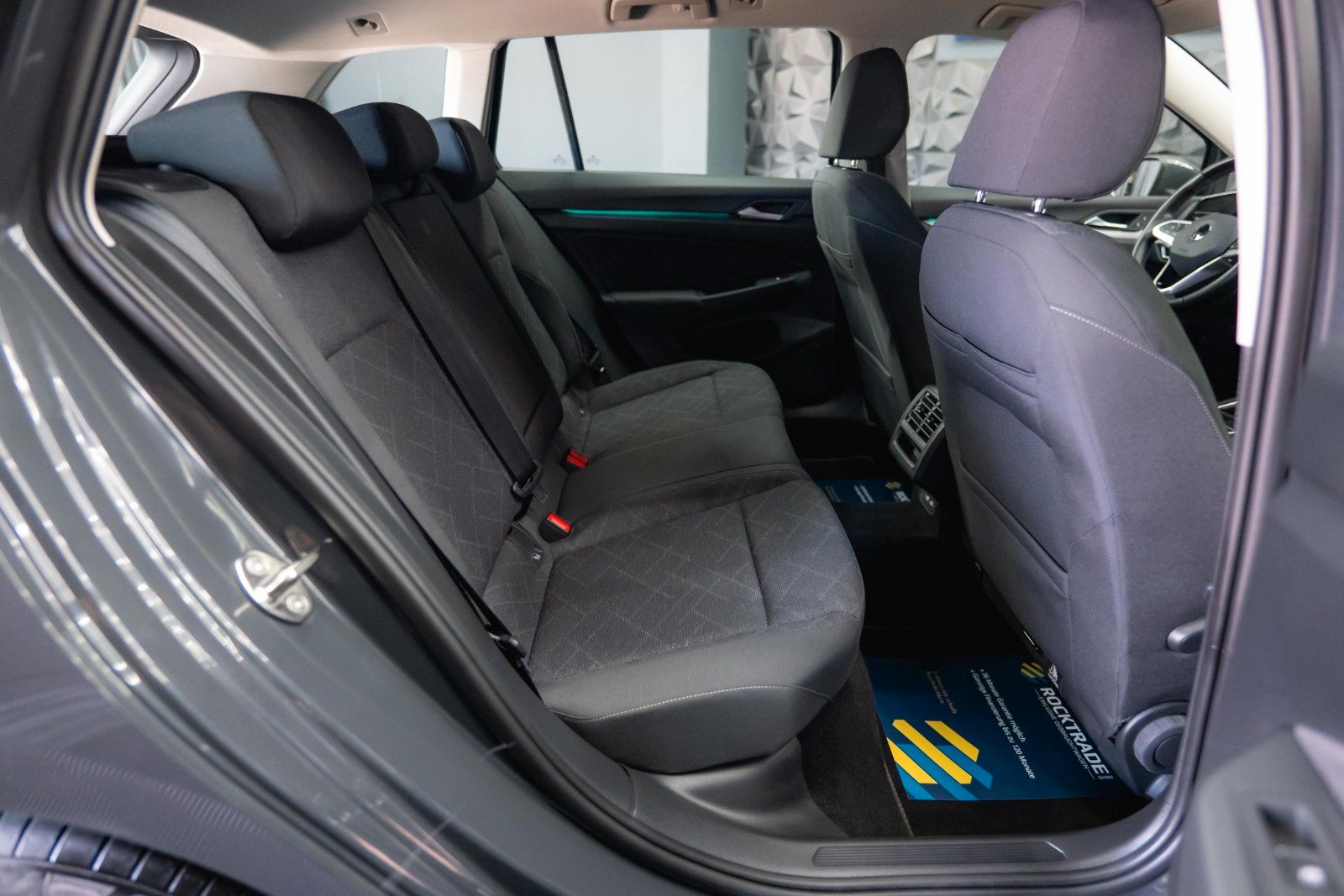 Fahrzeugabbildung Volkswagen Golf VIII Variant 2.0 TDI Life *ACC*LED*DAB*19%*