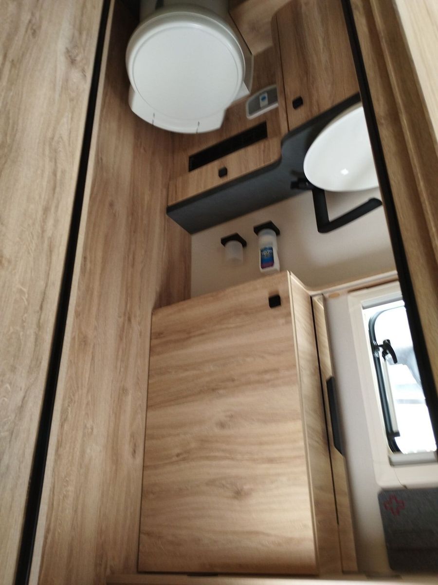 Fahrzeugabbildung Eura Mobil Integra Line IL 720 QF MondialMarkise8-Gang Aut.