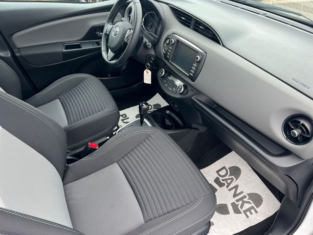 Toyota Yaris Hybrid 5 türig Automatik