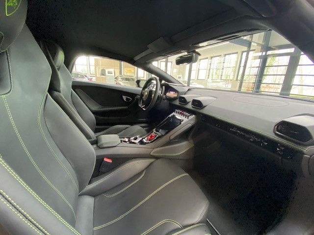 Fahrzeugabbildung Lamborghini Huracán EVO Spider*LIFT*DAB*PDC*CAM*MIETKAUF