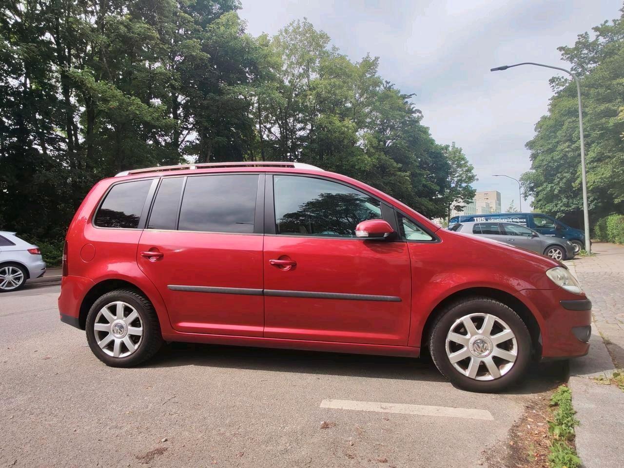 Volkswagen Touran 2007 — photo 12