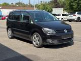 Volkswagen Touran Highline -Tüv 06/27 -AHK -Klimaa. -AUTOMA - Volkswagen Touran mit Benzin-Antrieb: Kleinbus, 2.0