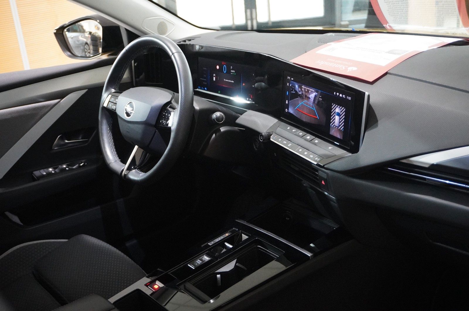Fahrzeugabbildung Opel Astra L Lim. 1.6 HYBRID EDIT. NAVI/SPORT/KAMERA