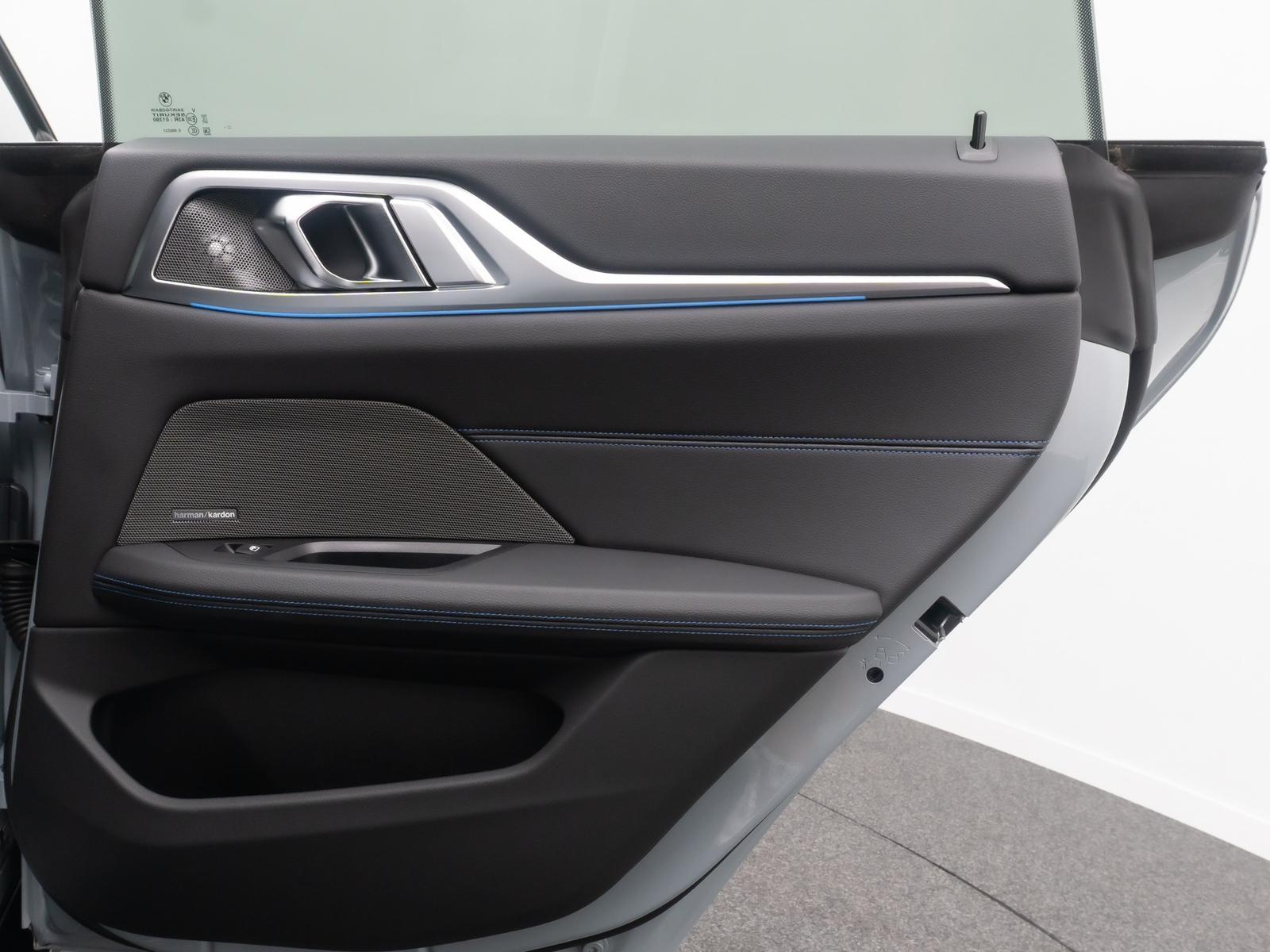 BMW i4 M50 Gran Coupe HUD DAB Laser 360°Glasdach 20"