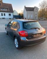 Toyota Auris - Toyota Auris in Dortmund