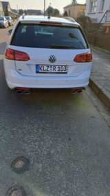 Volkswagen Golf 2.0 TSI DSG 4MOTION BMT R Variant R - Volkswagen Golf: Kombi, Variant