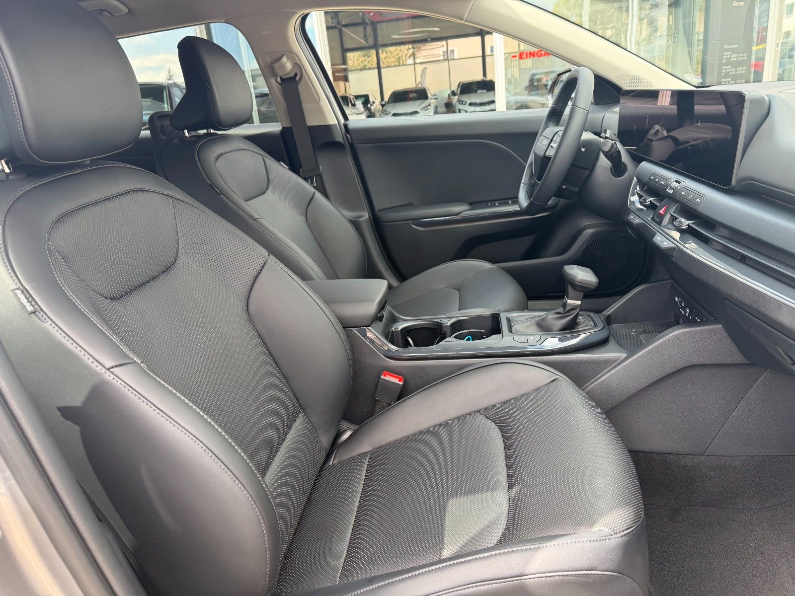 Kia K4 - Bild 10