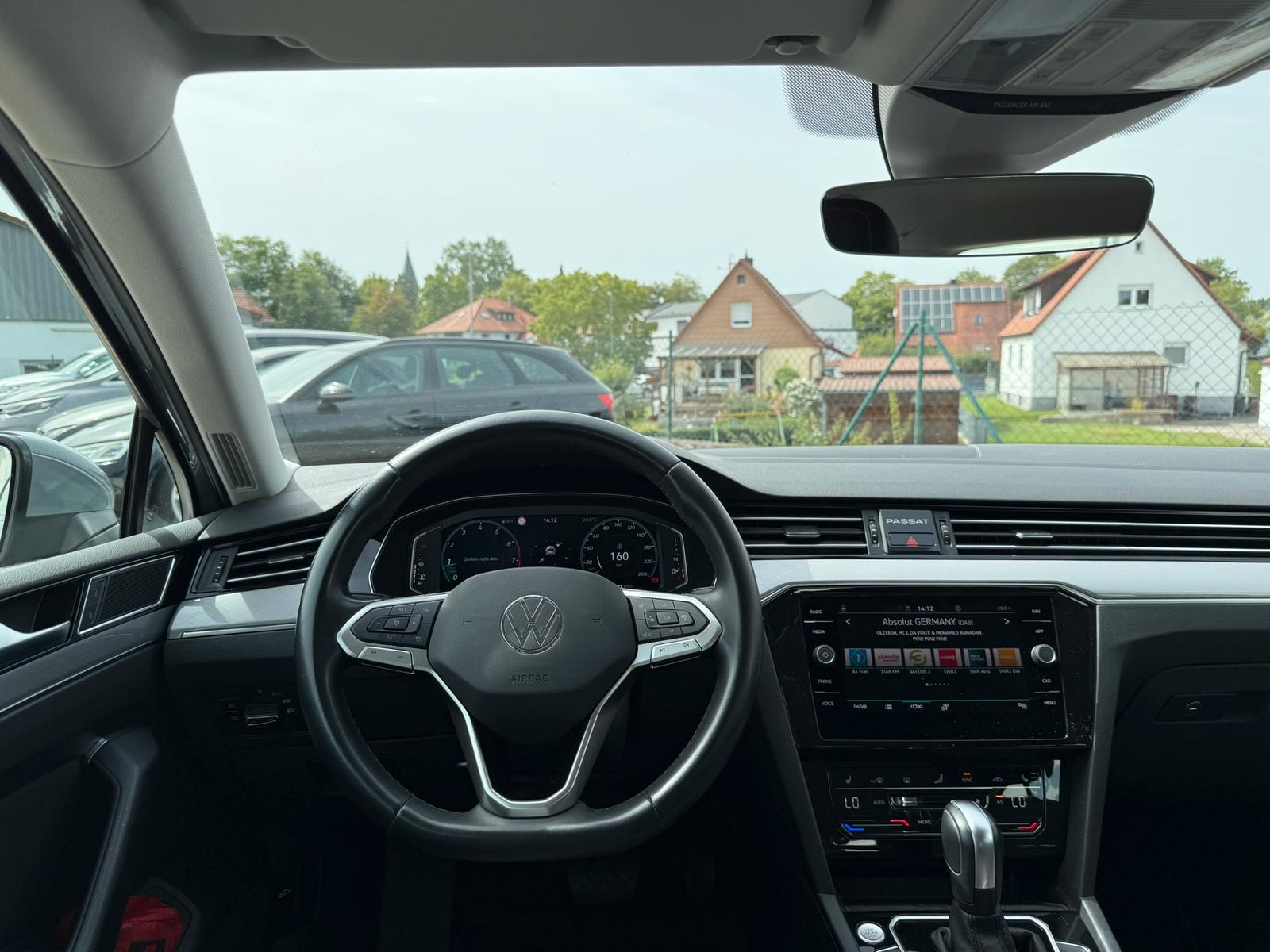 Volkswagen Passat Var. Business 2.0 TSI DSG AHK ACC APP NAV, миниатюра 19