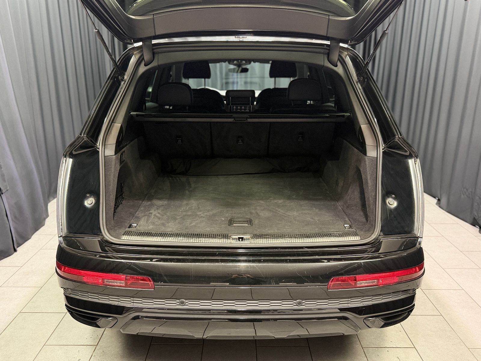 Fahrzeugabbildung Audi Q7 45 TDI quattro S line|PANO|KAMERA